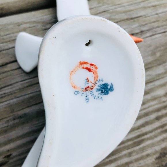 Hollohaza Seagull in Flight / Porcelain / Hungary #1831 / Figurine Bird Soaring - Picture 6 of 6